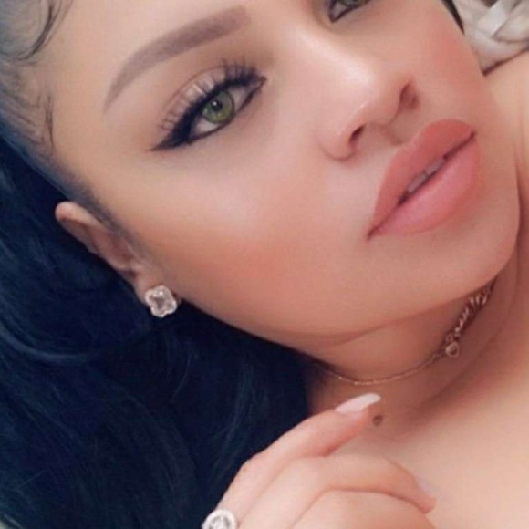 Meet your Posher, Belinda - Picture 1 of 1